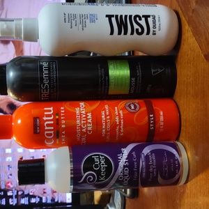 Curly hair styling products - FOUND !!